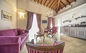 Lady Capulet Apartments Verona